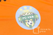 Оранжевые спортивные футболки с логотипом «FC-VER»